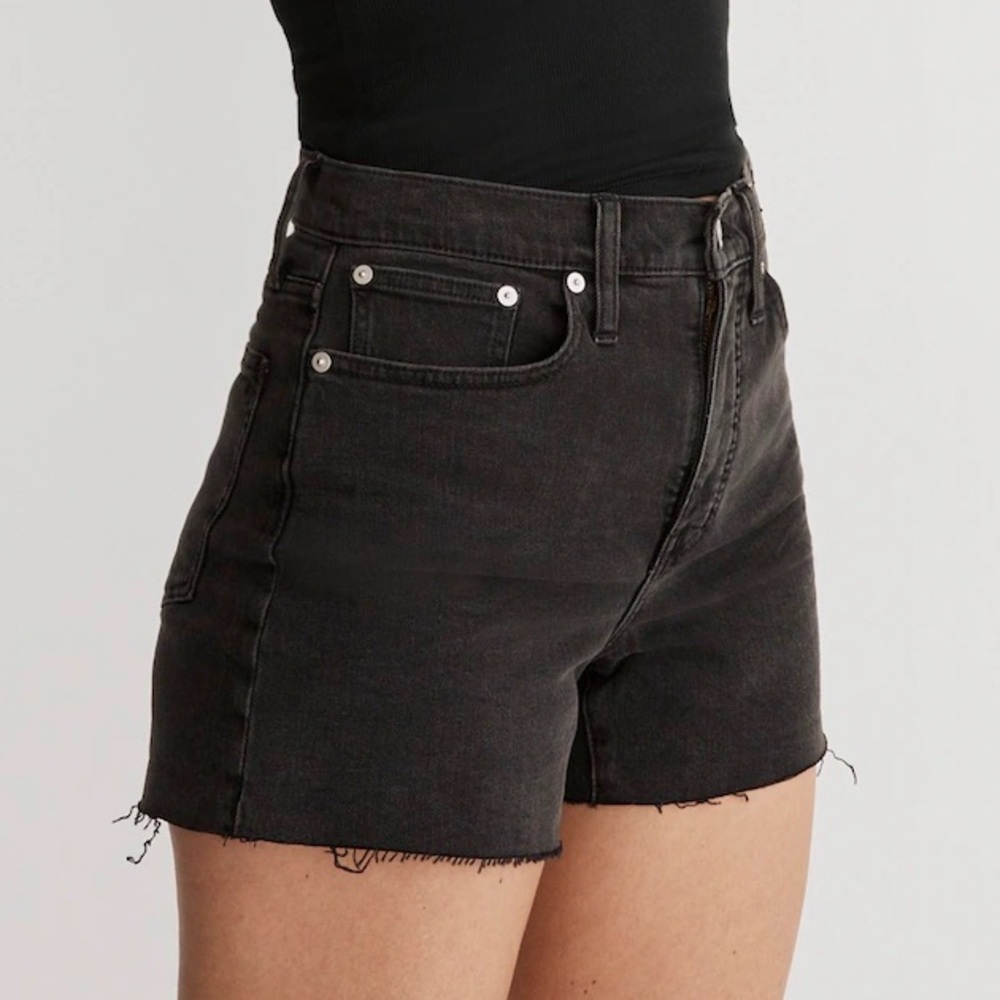 Madewell High-Rise Denim Boy-Shorts in Button Through Edition Lunar Black 32